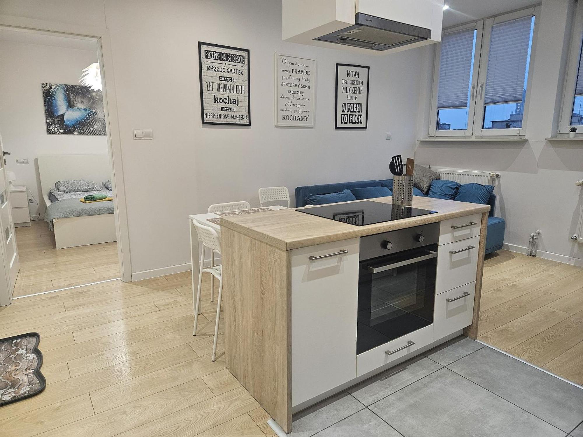 Urban Jungle Apartment In The City Center ビャウィストク エクステリア 写真